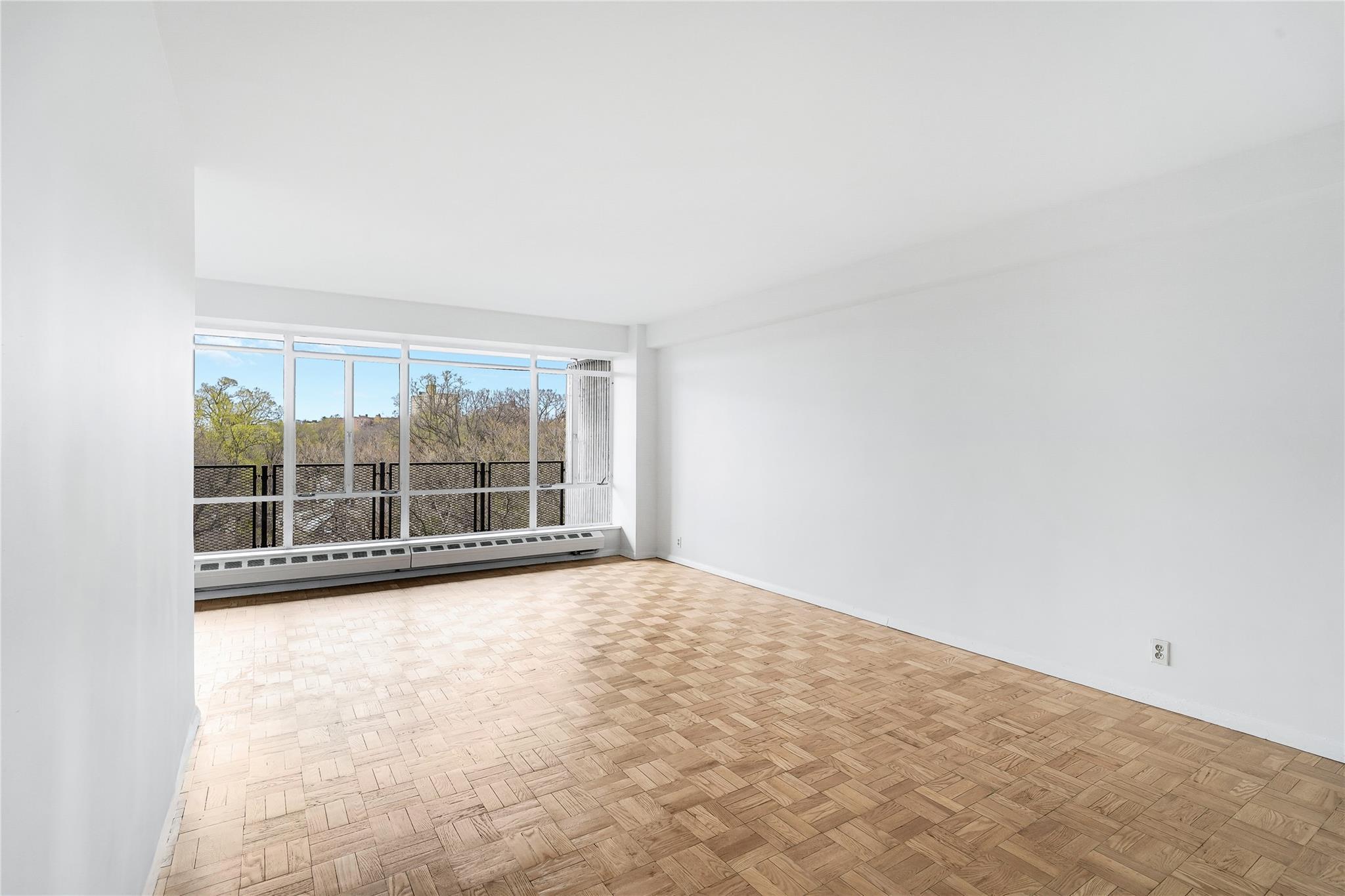 Coop Palisade  Bronx, NY 10463, MLS-850256-5