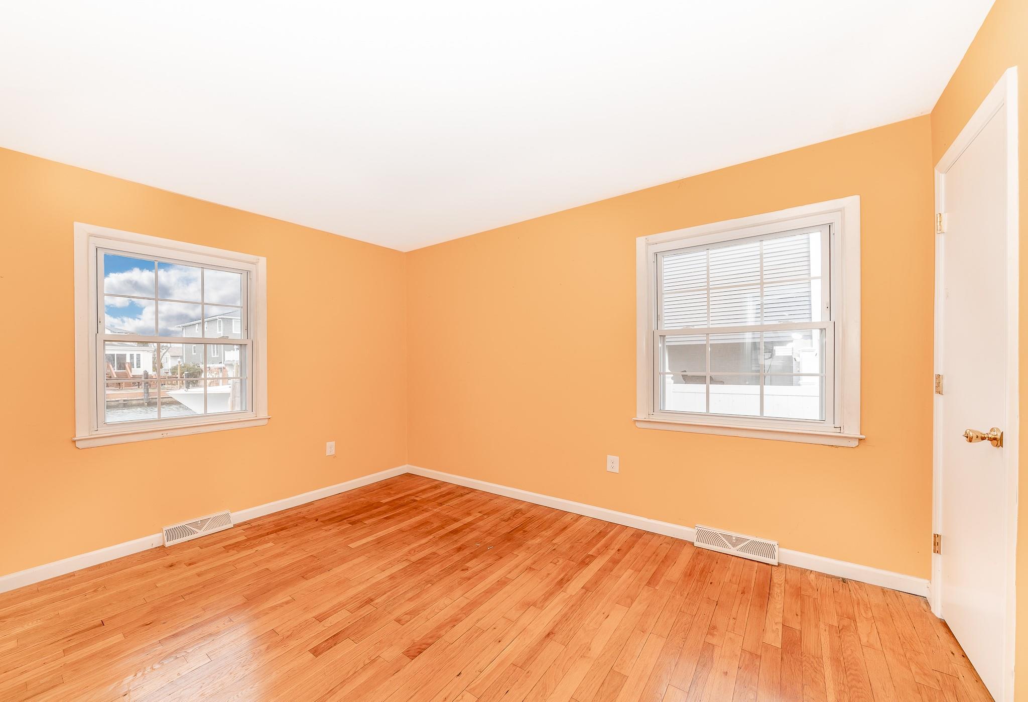 Single Family Mitchell  Suffolk County, NY 11702, MLS-850262-12