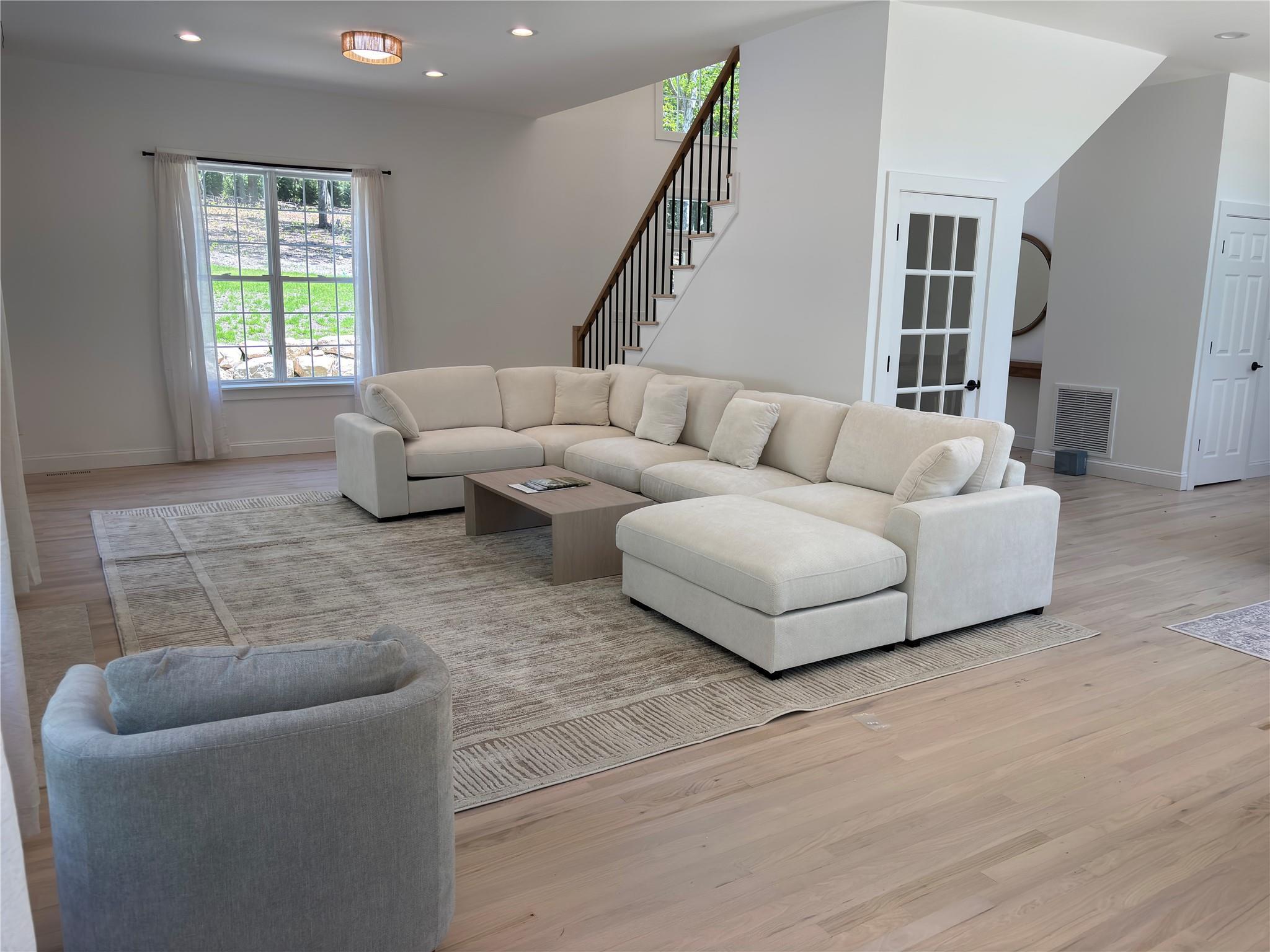 Single Family Deer Ridge  Suffolk County, NY 11976, MLS-850263-10