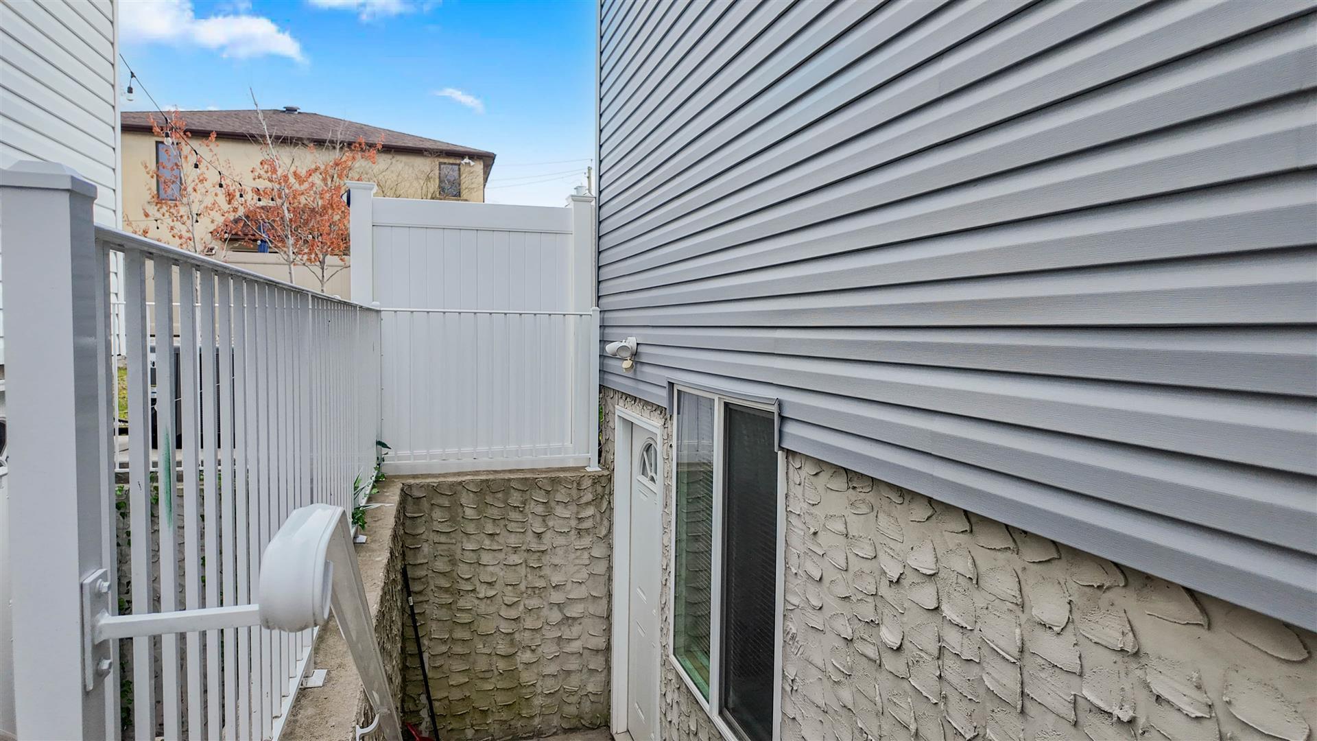 Single Family Darlington  Staten Island, NY 10309, MLS-850264-39