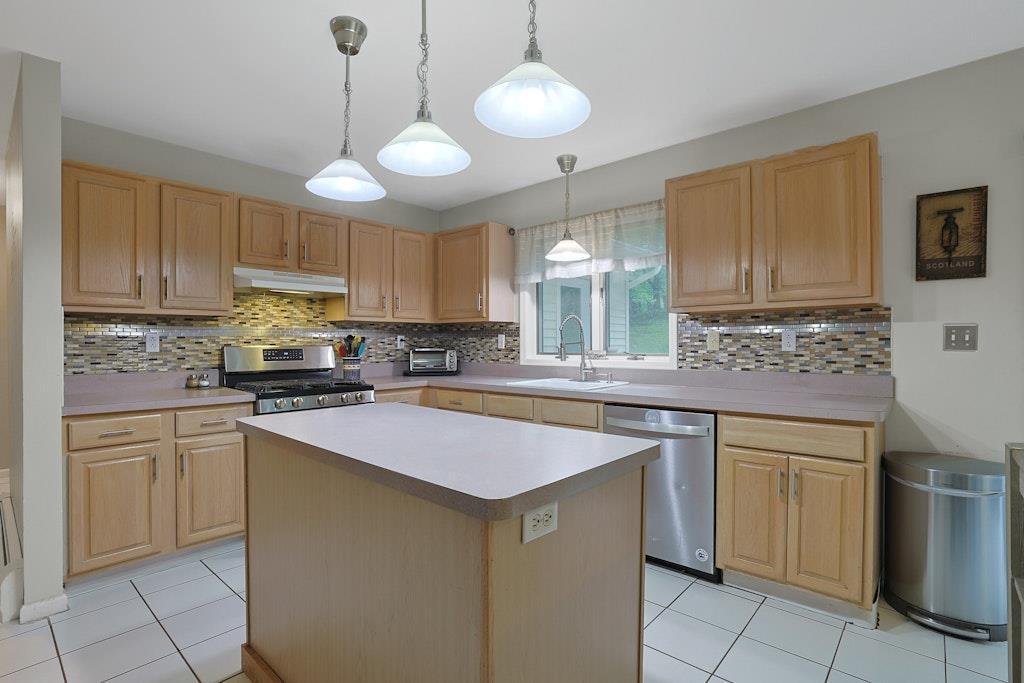 Single Family Sherwood Farms  Rockland County, NY 10980, MLS-850265-18