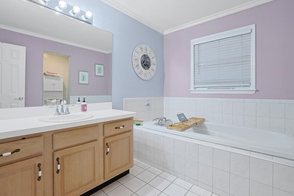 Single Family Sherwood Farms  Rockland County, NY 10980, MLS-850265-26