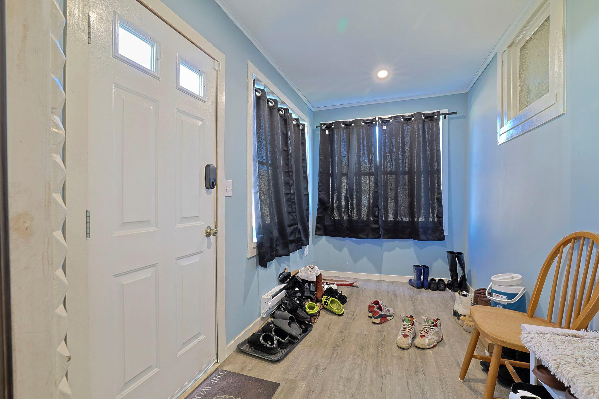 Single Family Main  Dutchess County, NY 12569, MLS-850272-2
