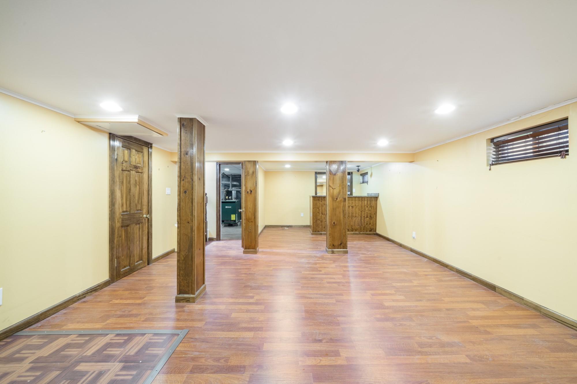 Single Family 230  Queens, NY 11411, MLS-850280-22