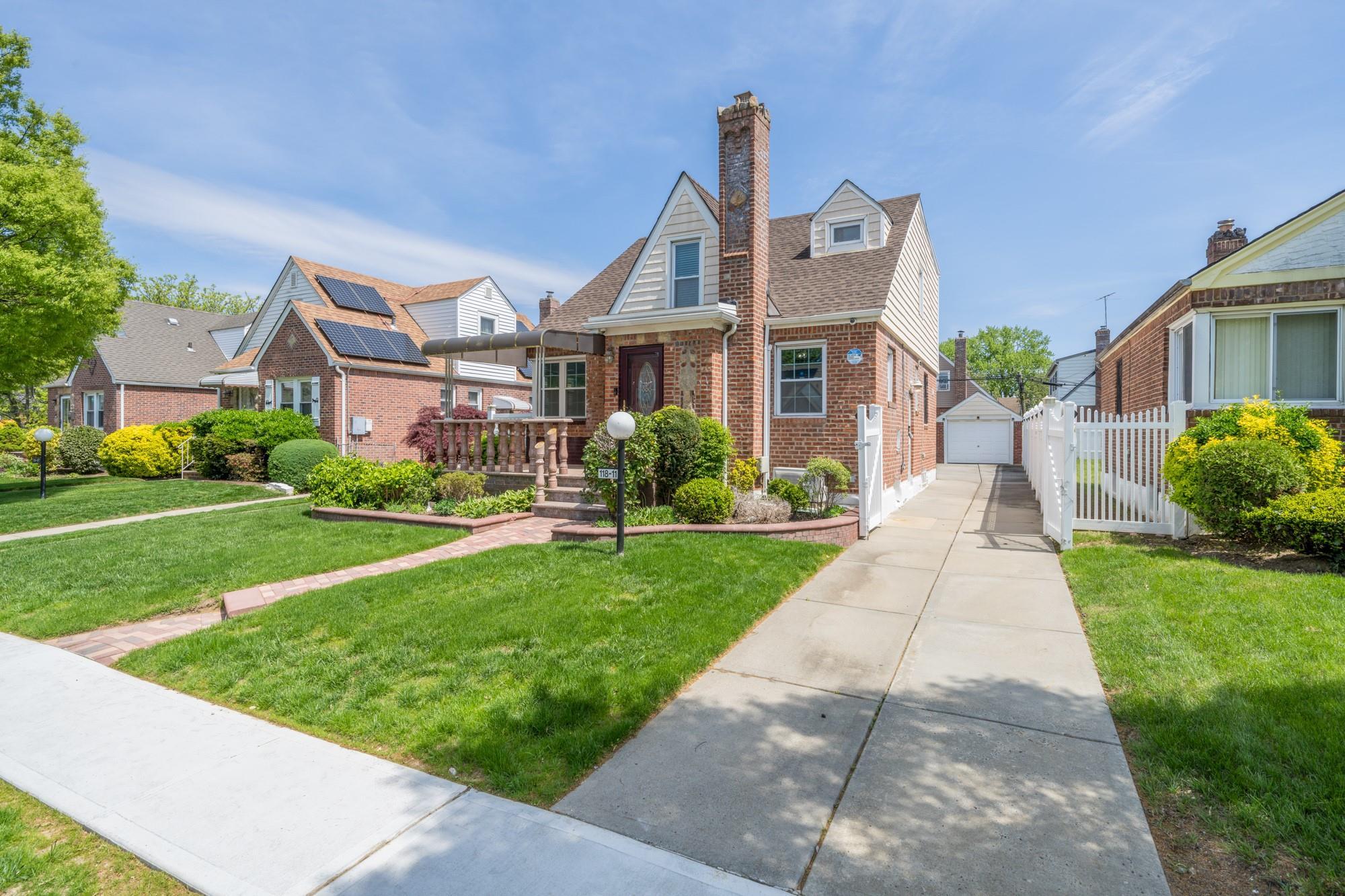 Single Family 230  Queens, NY 11411, MLS-850280-27