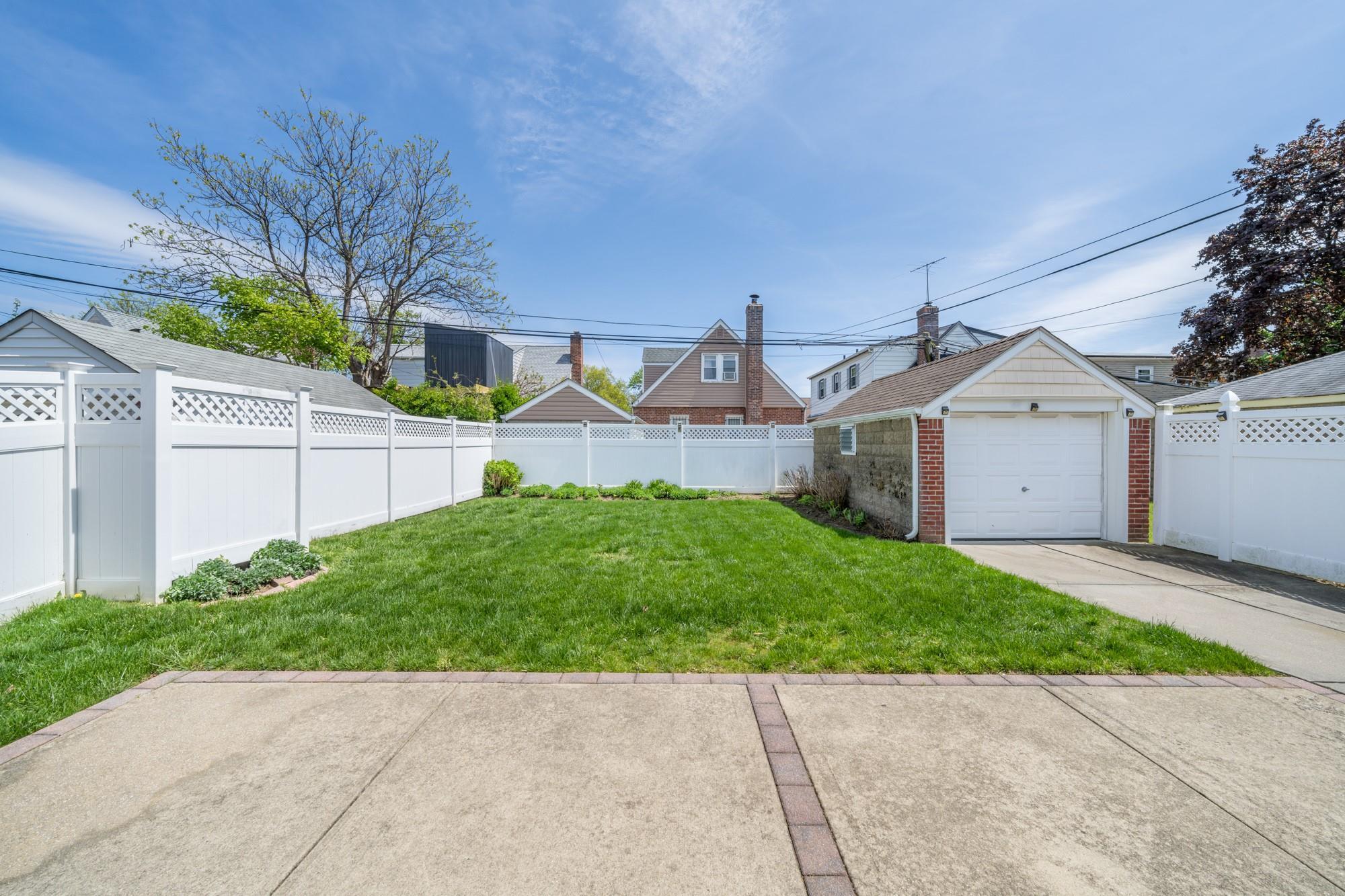 Single Family 230  Queens, NY 11411, MLS-850280-29