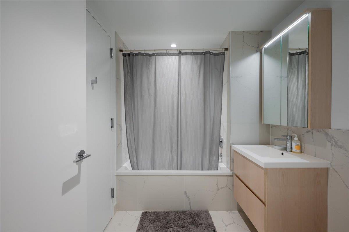 Condo Ocean  Brooklyn, NY 11226, MLS-850283-15