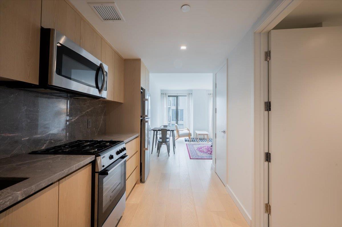 Condo Ocean  Brooklyn, NY 11226, MLS-850283-3