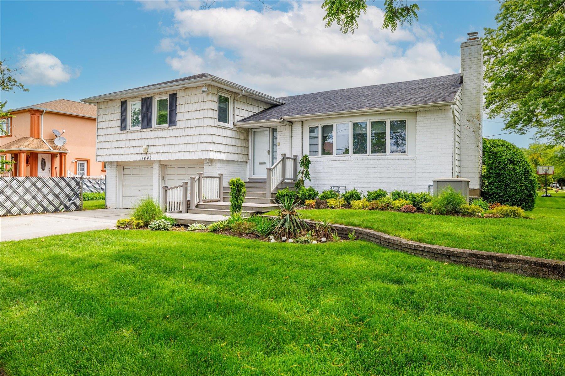 Single Family Union  Nassau County, NY 11557, MLS-850284-2
