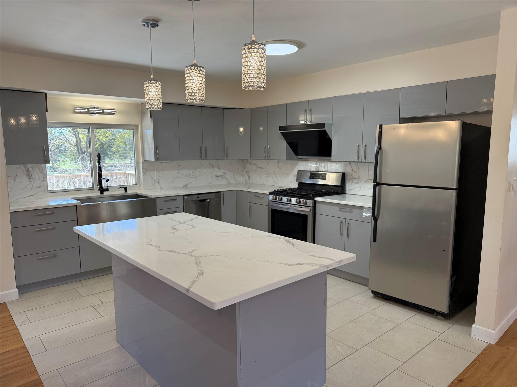 Single Family Steven  Dutchess County, NY 12603, MLS-850295-4