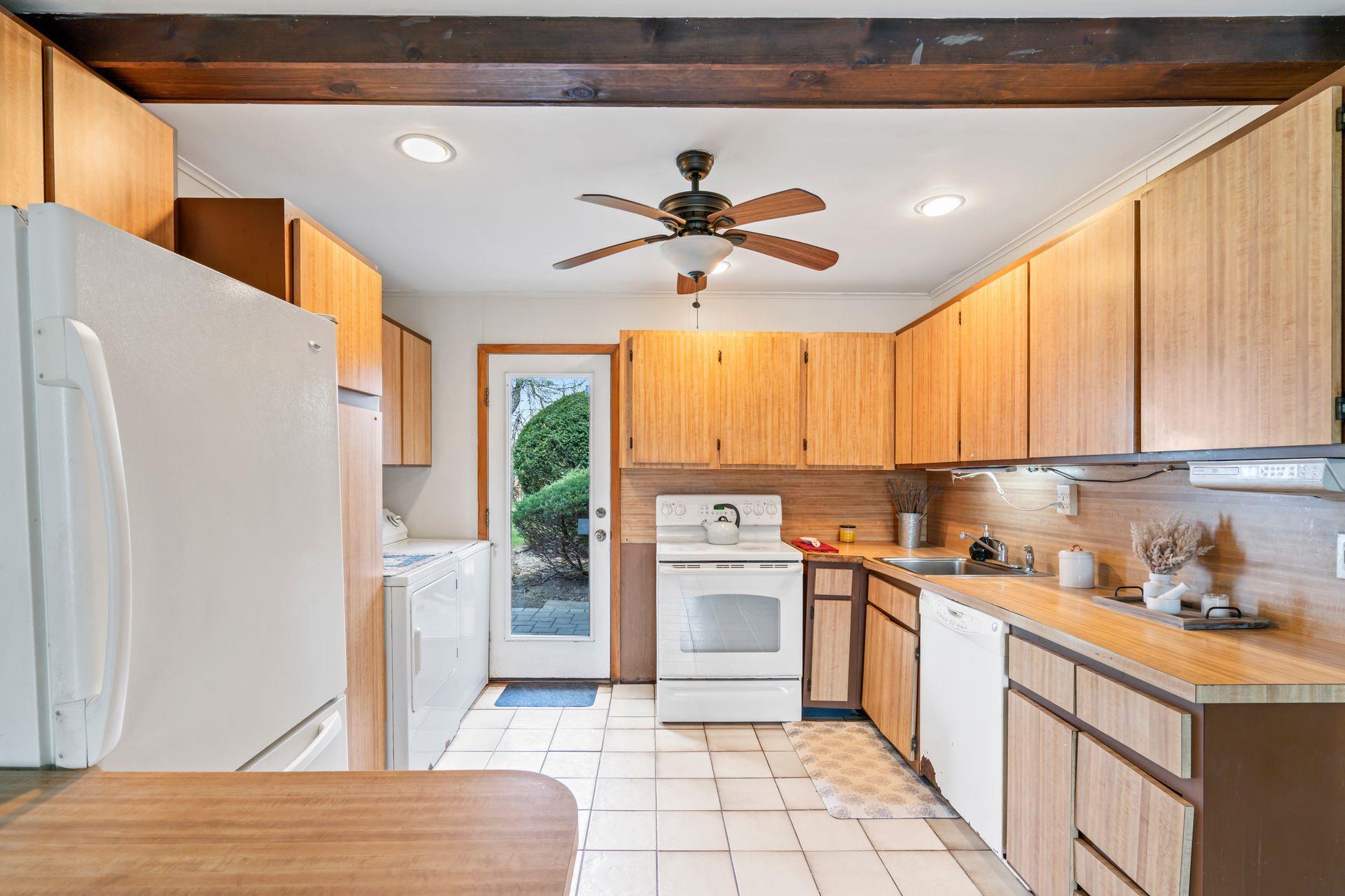 Single Family Shinbone  Suffolk County, NY 11725, MLS-850319-11