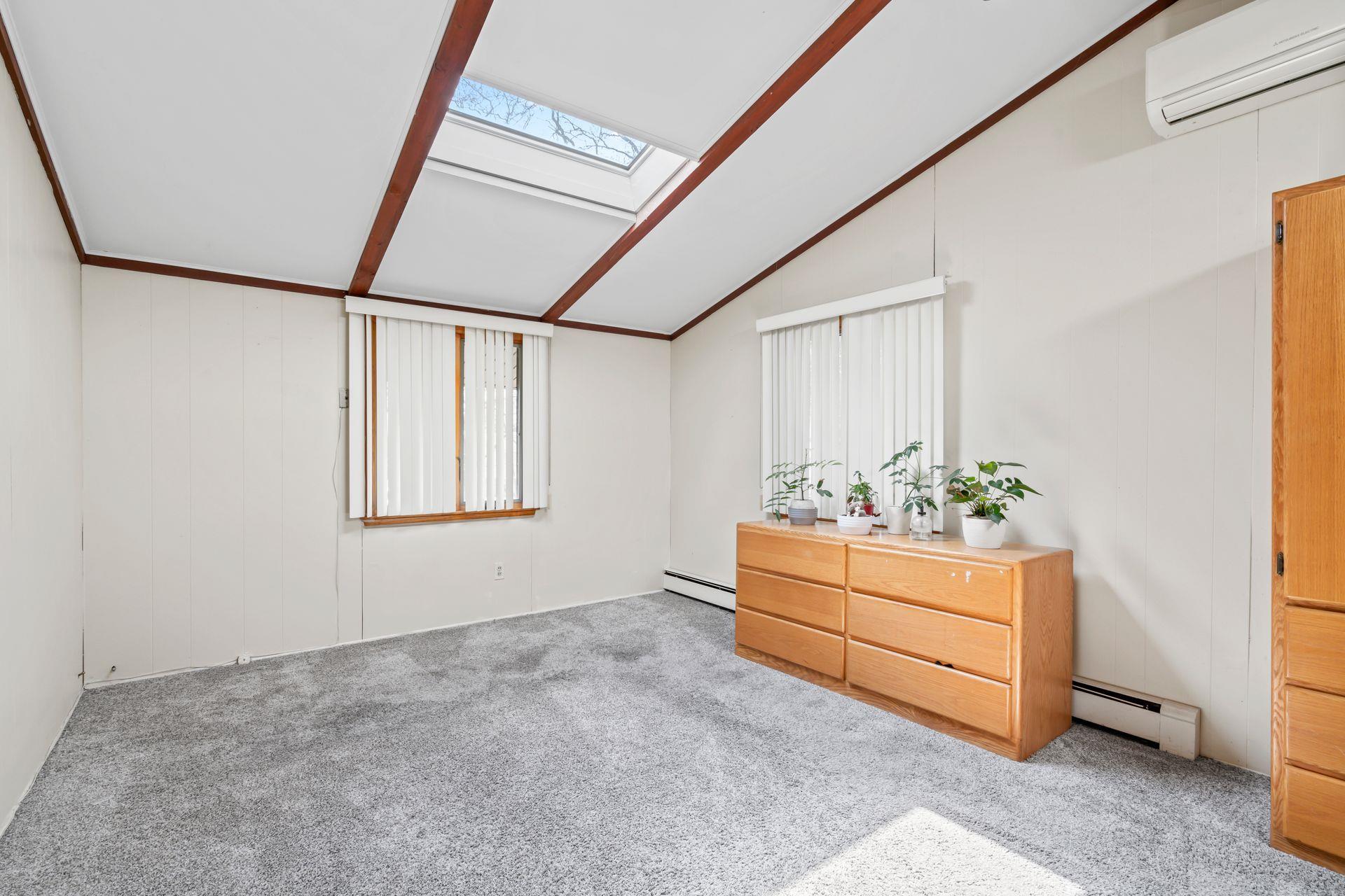 Single Family Shinbone  Suffolk County, NY 11725, MLS-850319-14