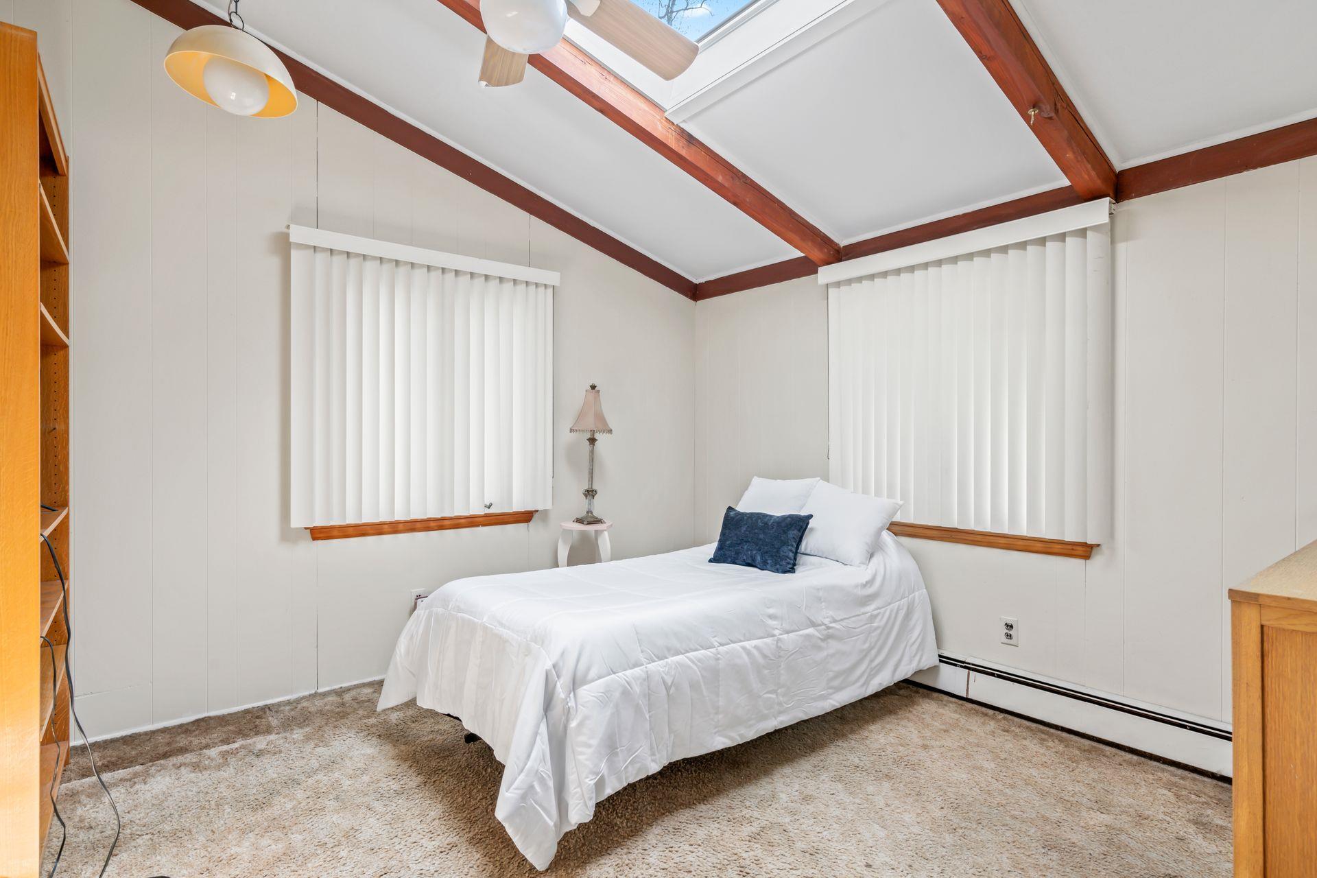 Single Family Shinbone  Suffolk County, NY 11725, MLS-850319-17