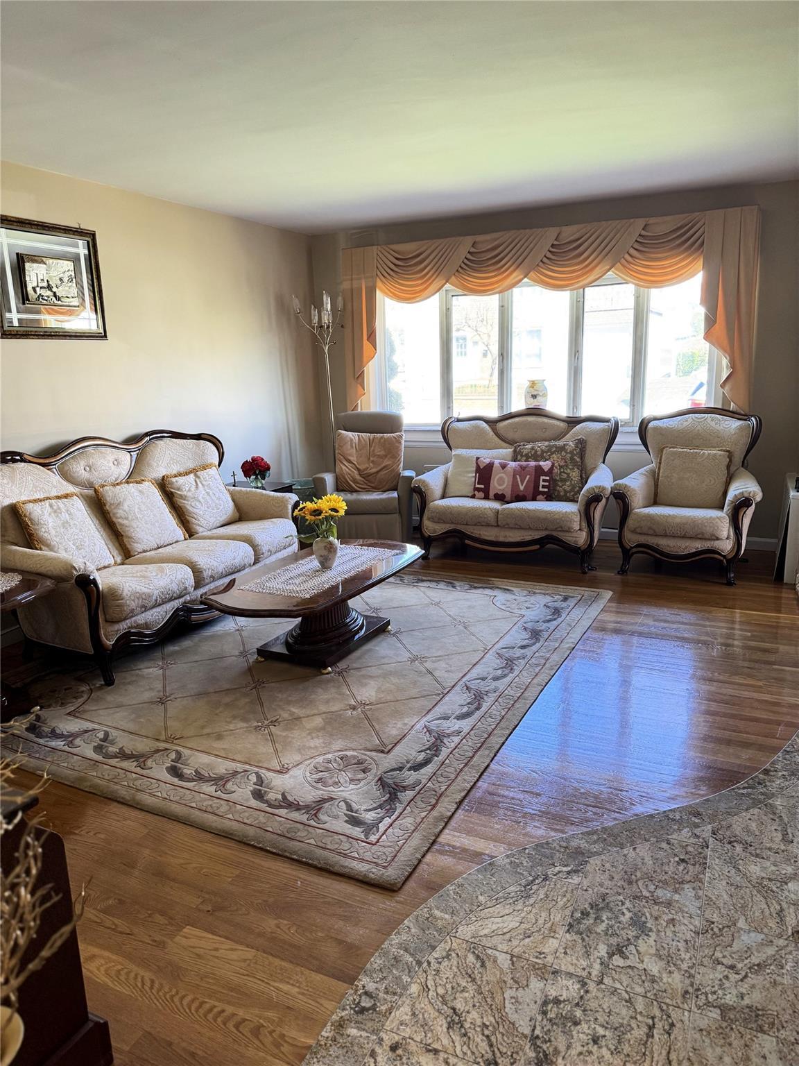 Single Family 147th St  Queens, NY 11357, MLS-850329-2