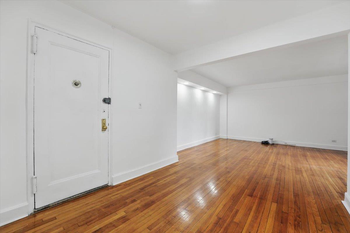 Coop Greystone  Bronx, NY 10463, MLS-850356-10