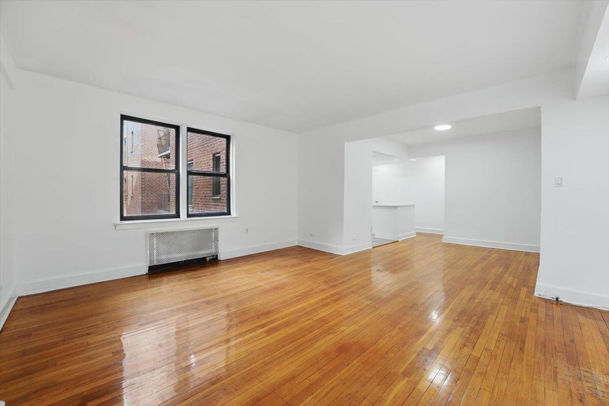 Coop Greystone  Bronx, NY 10463, MLS-850356-12