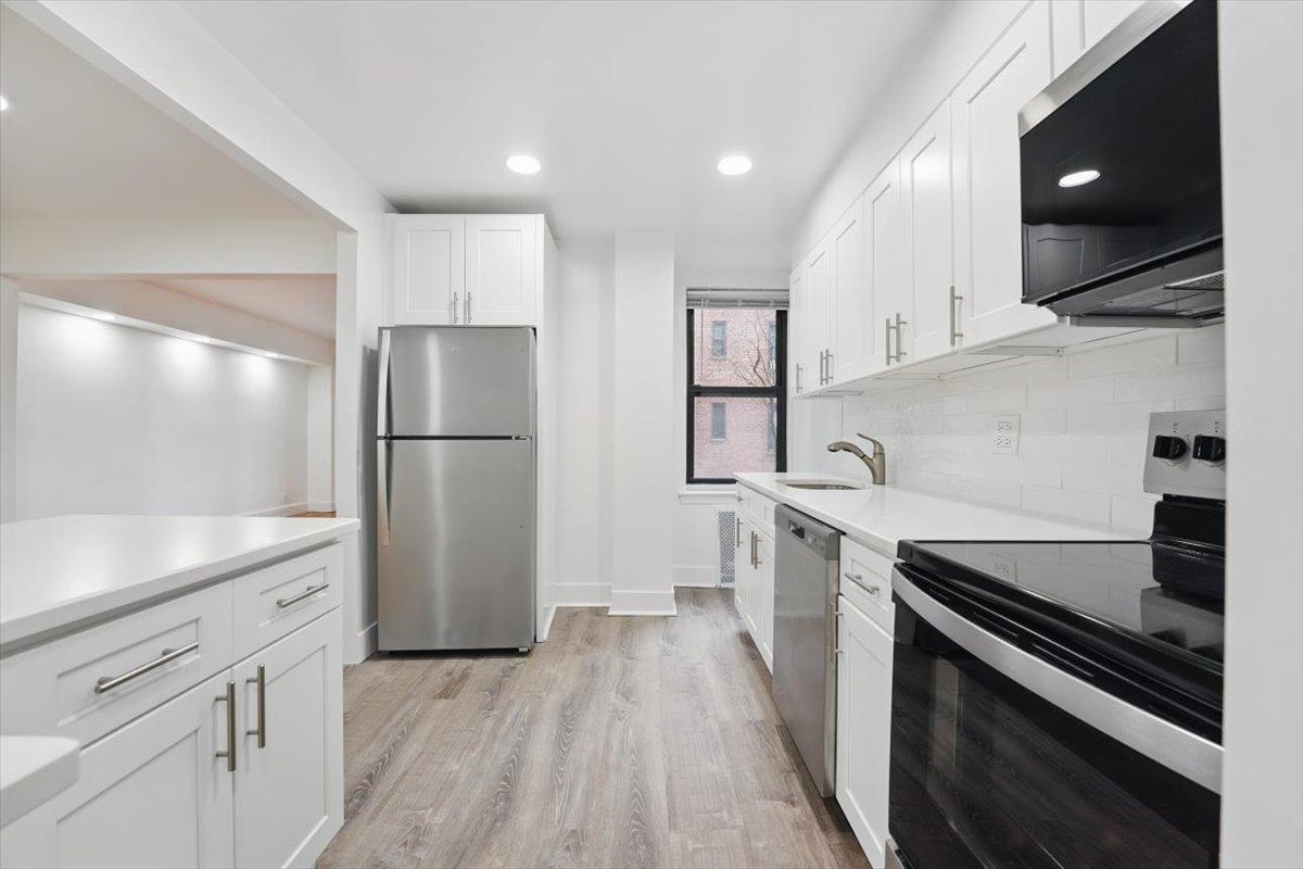 Coop Greystone  Bronx, NY 10463, MLS-850356-2