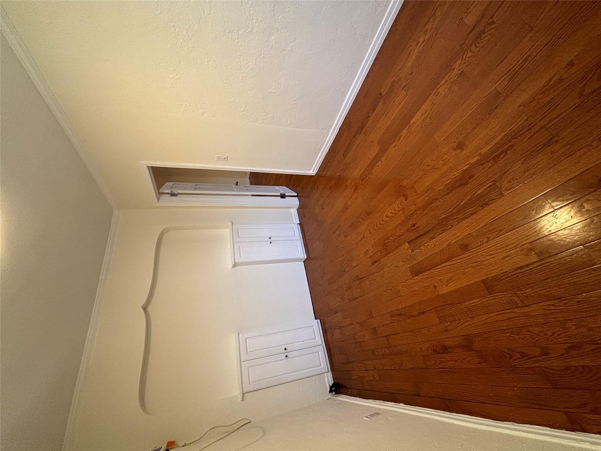 Single Family Ireland  Queens, NY 11373, MLS-850371-6