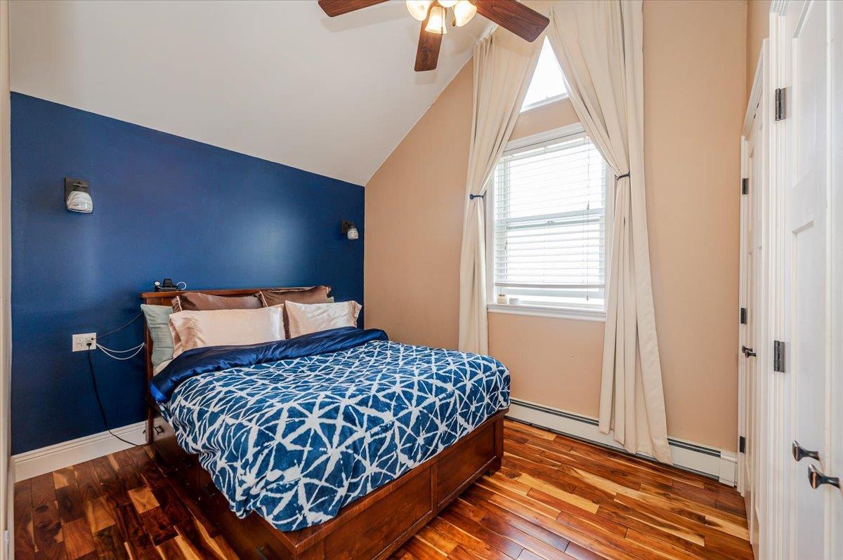 Single Family California  Nassau County, NY 11561, MLS-850376-10