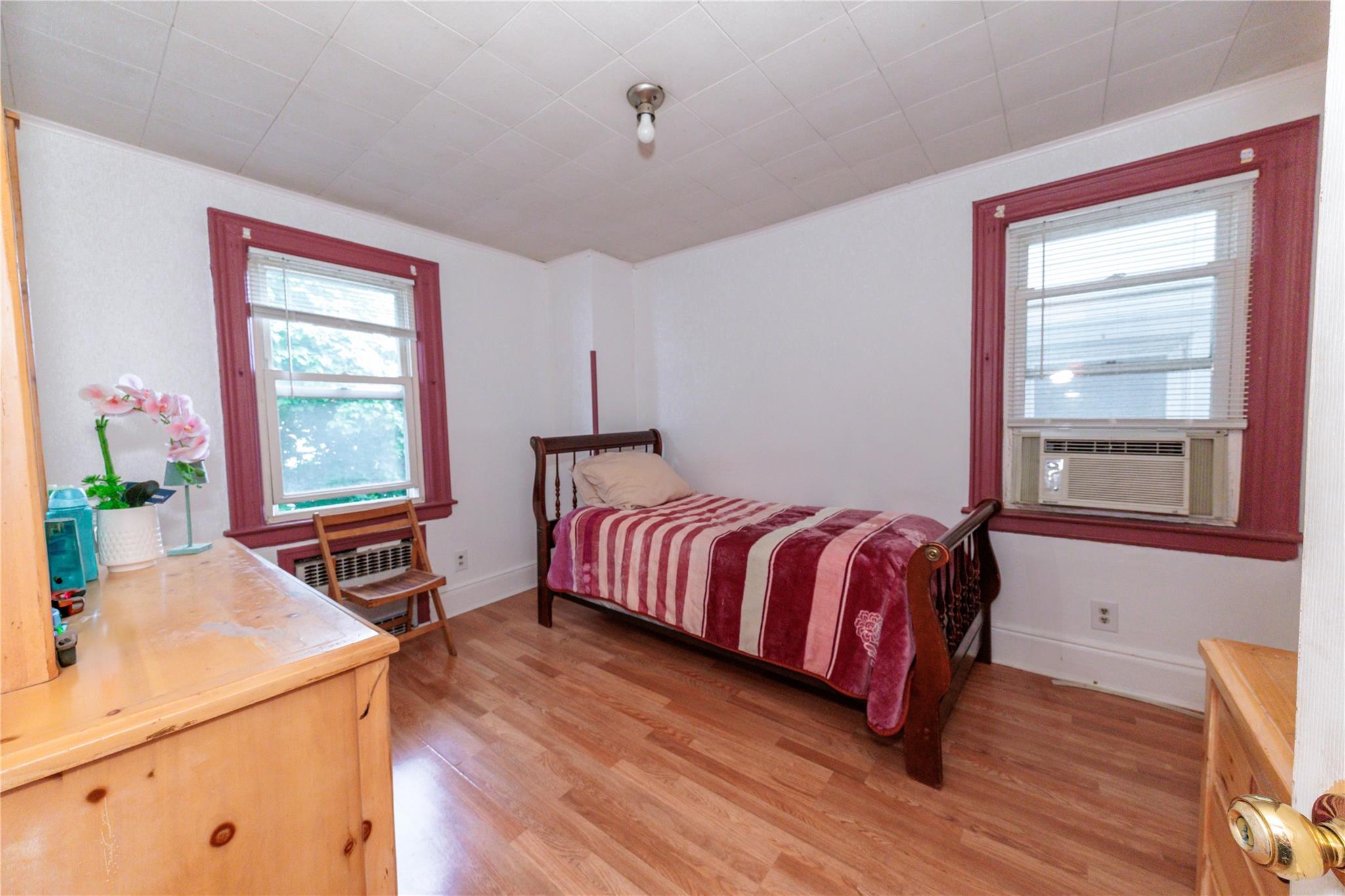 Single Family 80th  Queens, NY 11421, MLS-850388-16