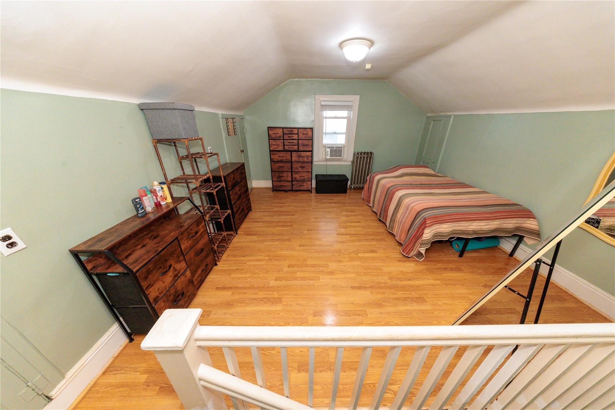 Single Family 80th  Queens, NY 11421, MLS-850388-26