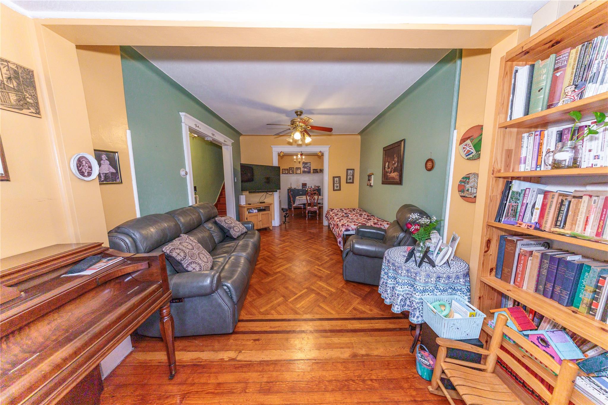 Single Family 80th  Queens, NY 11421, MLS-850388-4