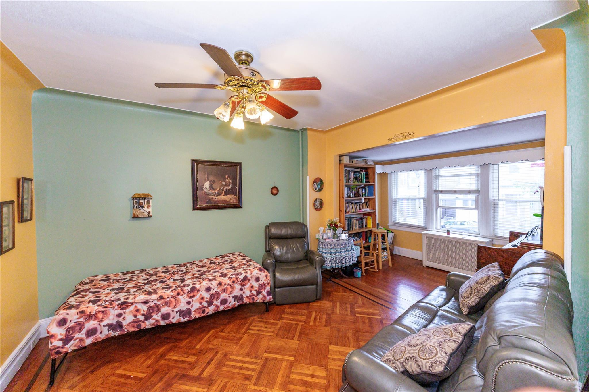 Single Family 80th  Queens, NY 11421, MLS-850388-8