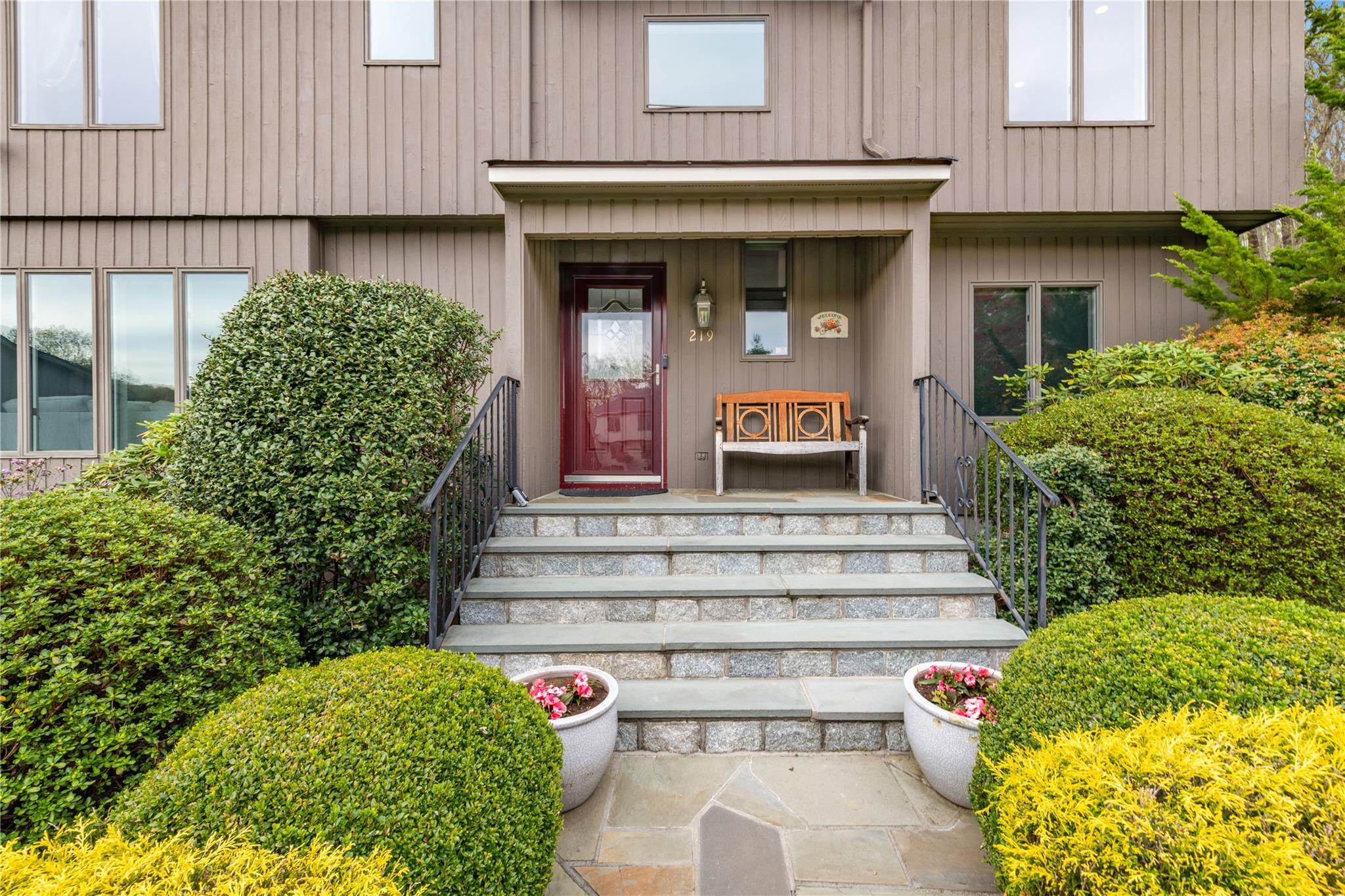 Single Family Briarwood  Westchester County, NY 10589, MLS-850392-25
