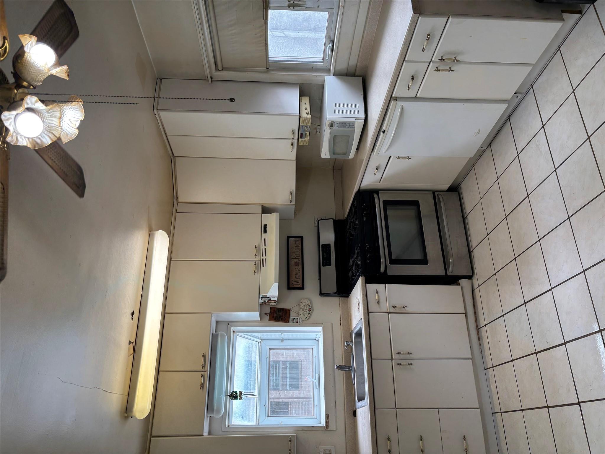Single Family Banner  Brooklyn, NY 11235, MLS-850397-3