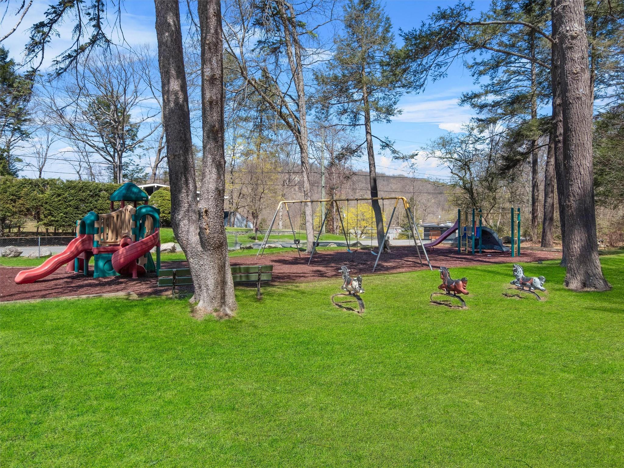 Single Family Birch  Rockland County, NY 10974, MLS-850401-36
