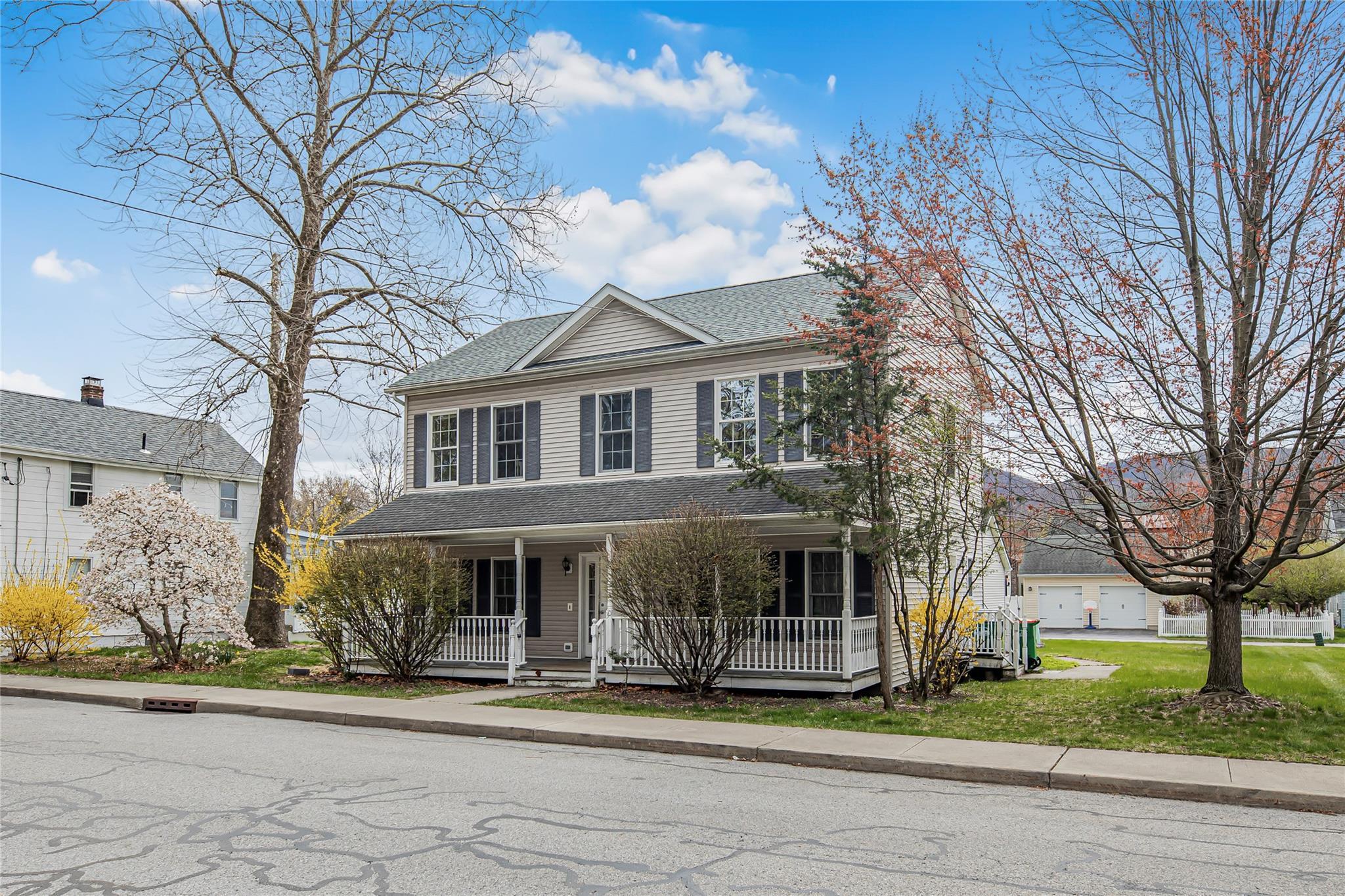 Single Family Melio Bettina  Dutchess County, NY 12508, MLS-850403-29
