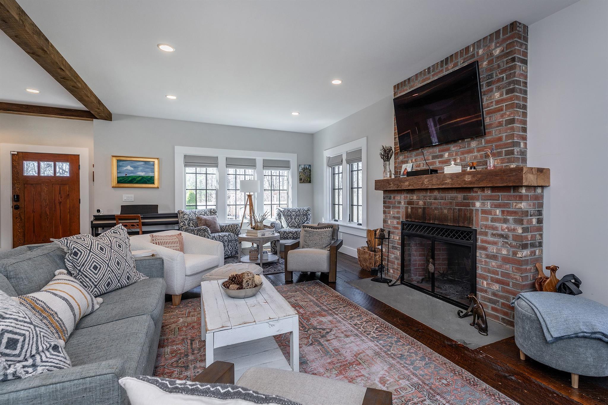 Single Family Byrds Hill  Dutchess County, NY 12564, MLS-850409-15
