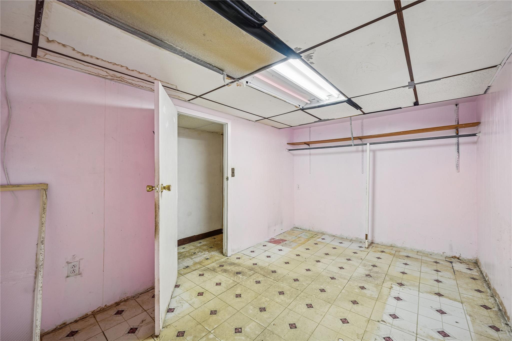Single Family 87 Street  Queens, NY 11369, MLS-850416-17