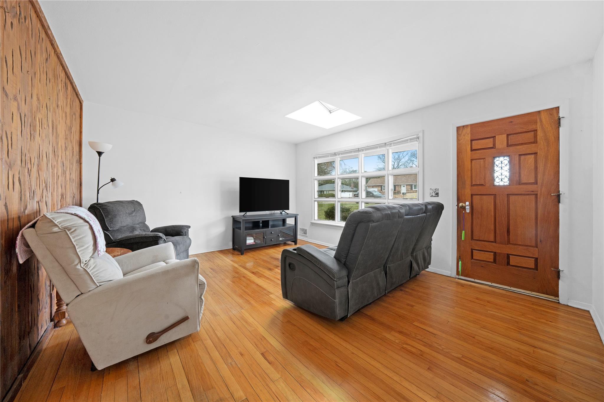 Single Family Eagle  Suffolk County, NY 11788, MLS-850421-3
