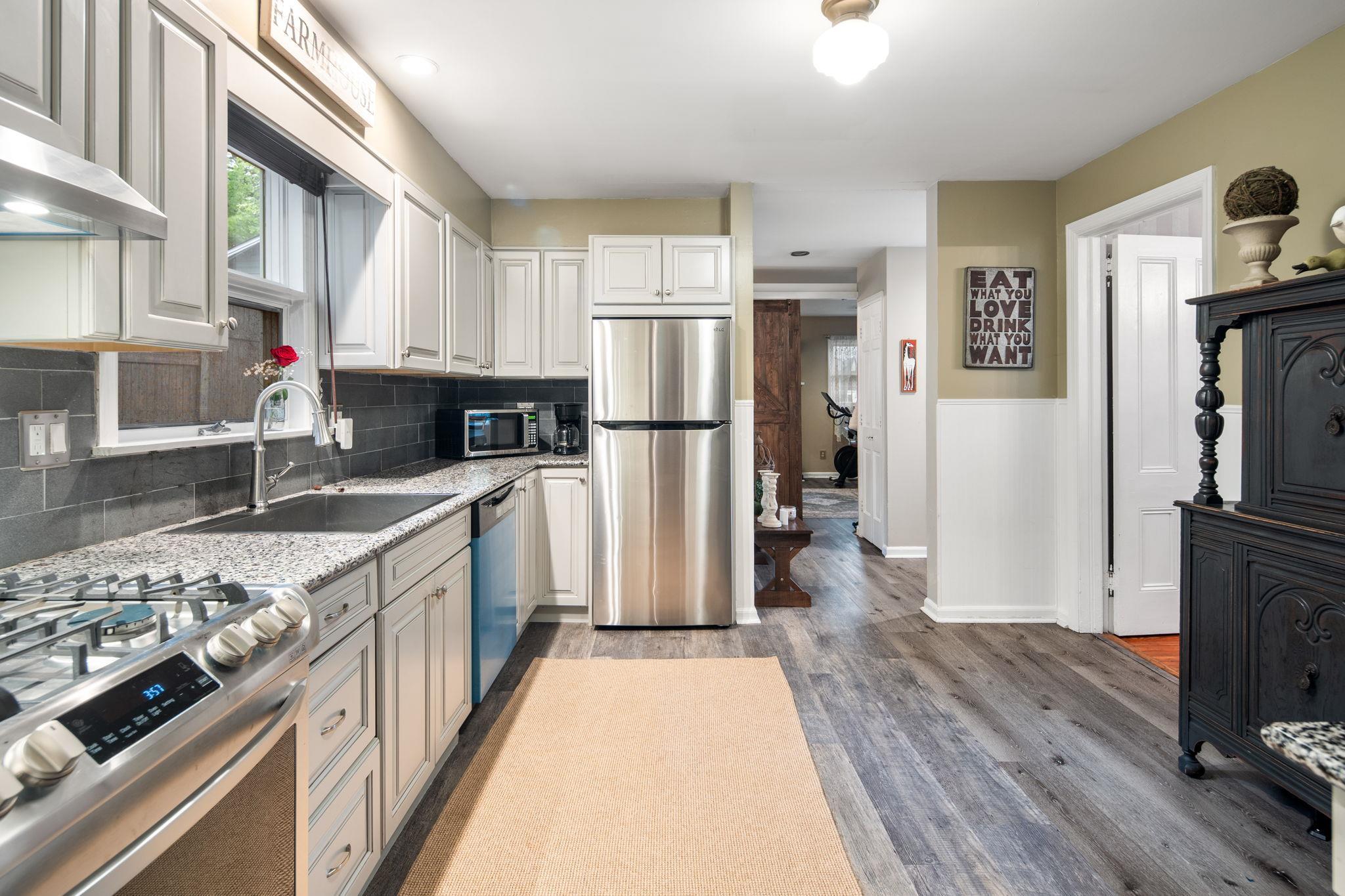Single Family Brookville  Westchester County, NY 10562, MLS-850423-16