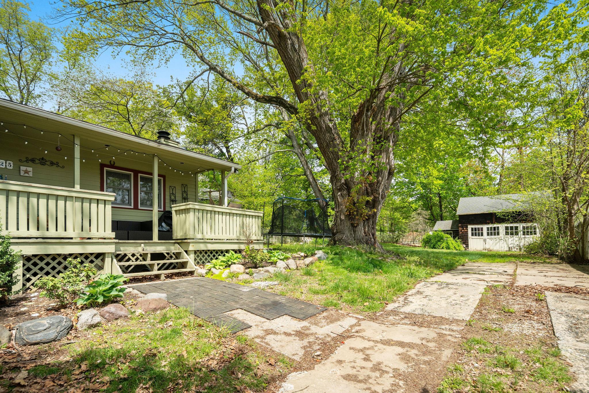 Single Family Brookville  Westchester County, NY 10562, MLS-850423-29