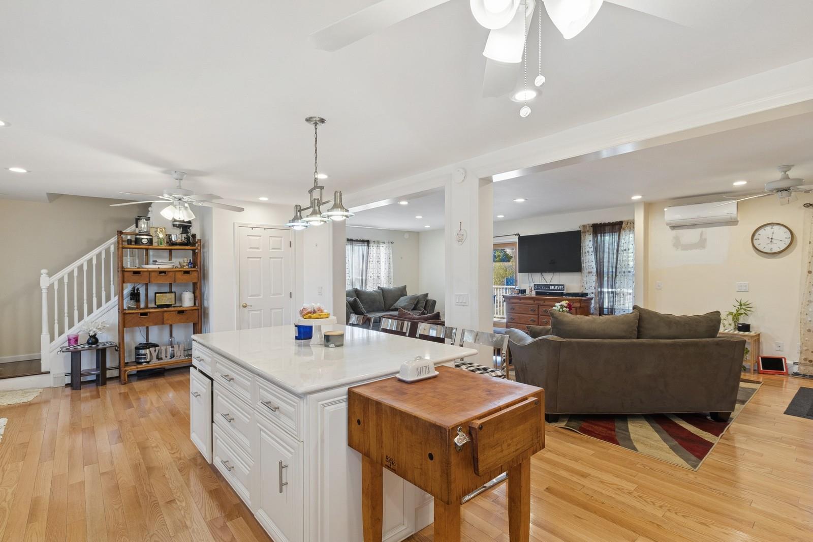 Single Family Norris Ln  Suffolk County, NY 11932, MLS-850424-14