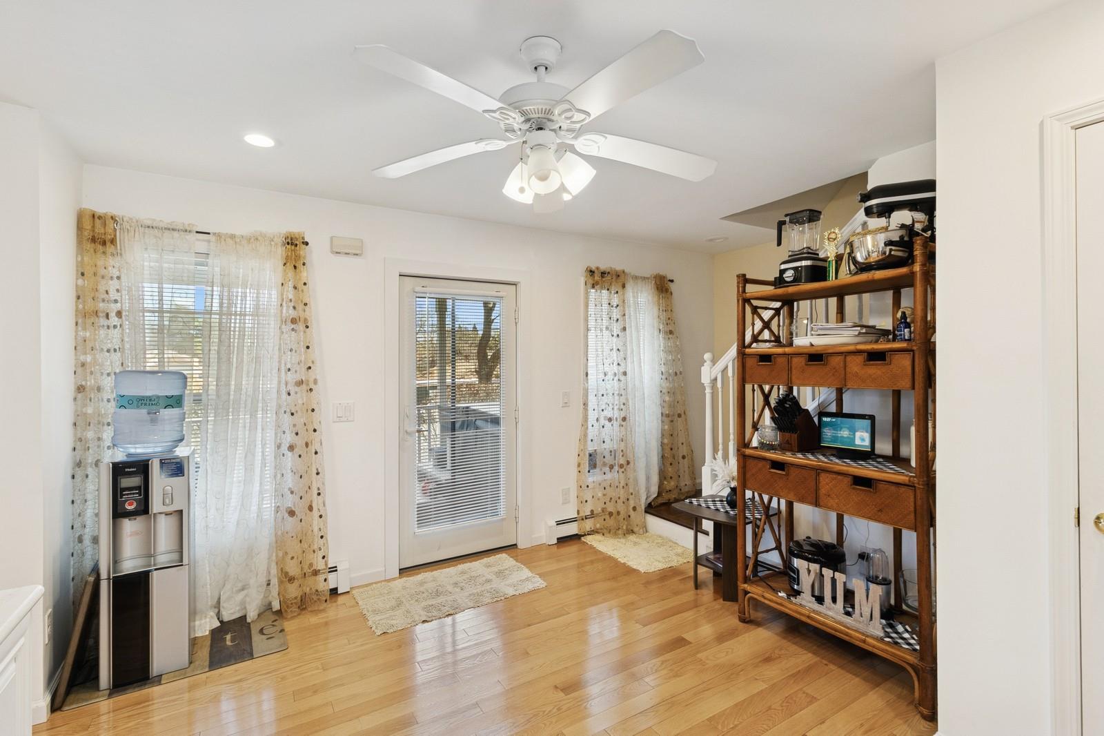 Single Family Norris Ln  Suffolk County, NY 11932, MLS-850424-20