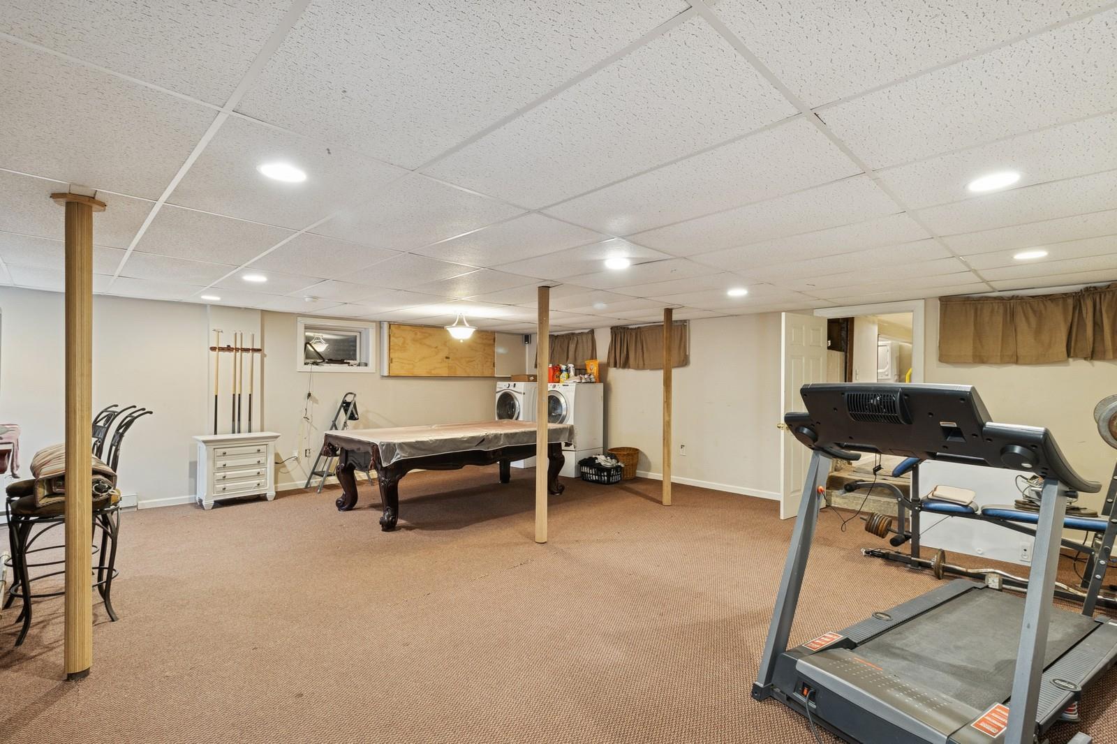 Single Family Norris Ln  Suffolk County, NY 11932, MLS-850424-30