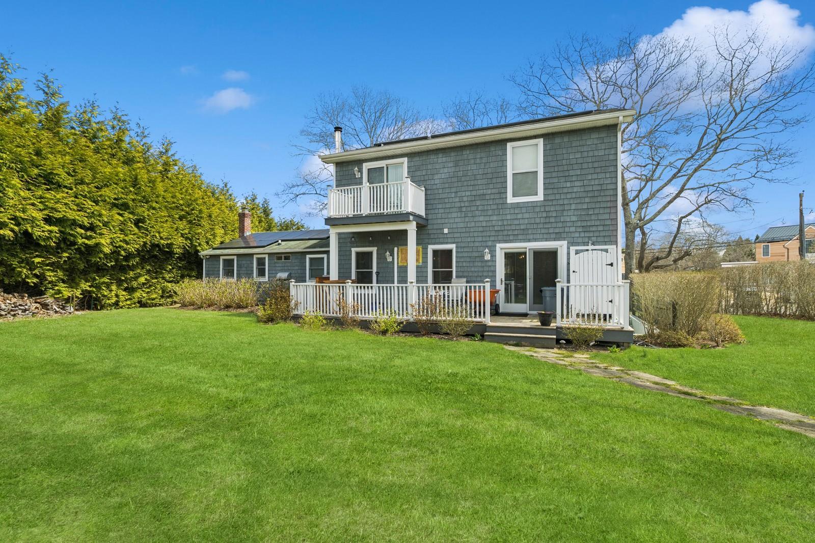 Single Family Norris Ln  Suffolk County, NY 11932, MLS-850424-34