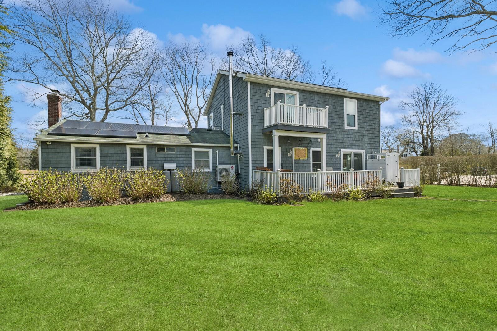 Single Family Norris Ln  Suffolk County, NY 11932, MLS-850424-35