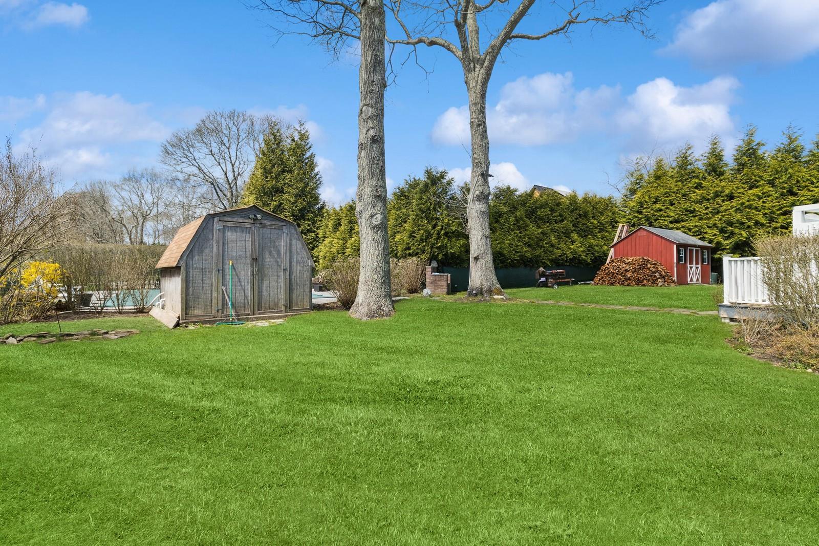 Single Family Norris Ln  Suffolk County, NY 11932, MLS-850424-36