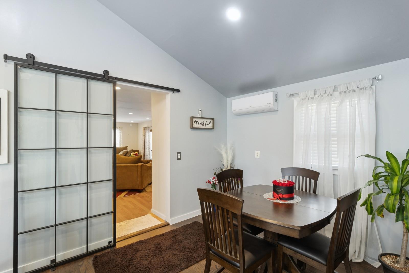 Single Family Norris Ln  Suffolk County, NY 11932, MLS-850424-8