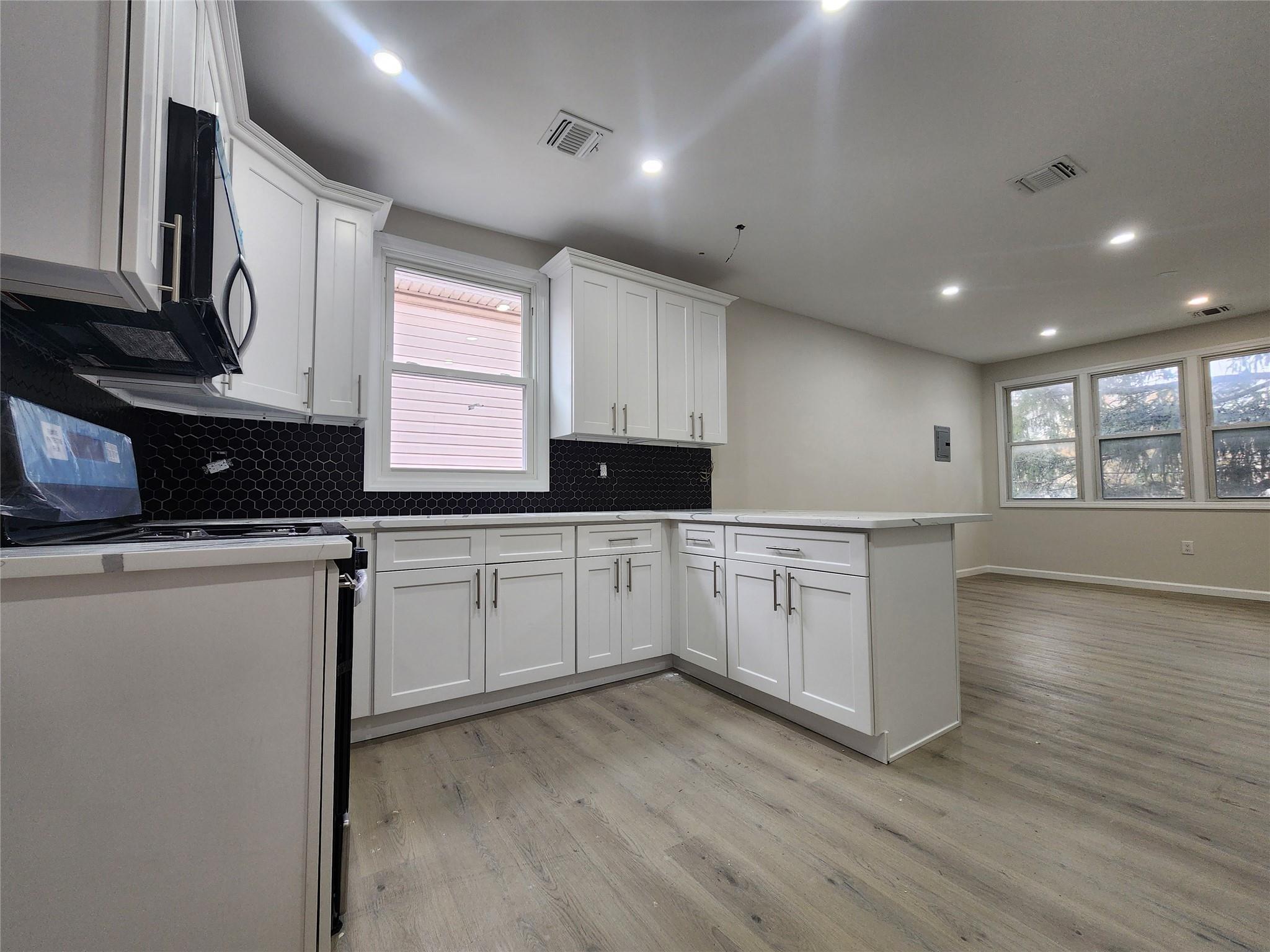 Single Family Wayne Street  Staten Island, NY 10310, MLS-850437-19