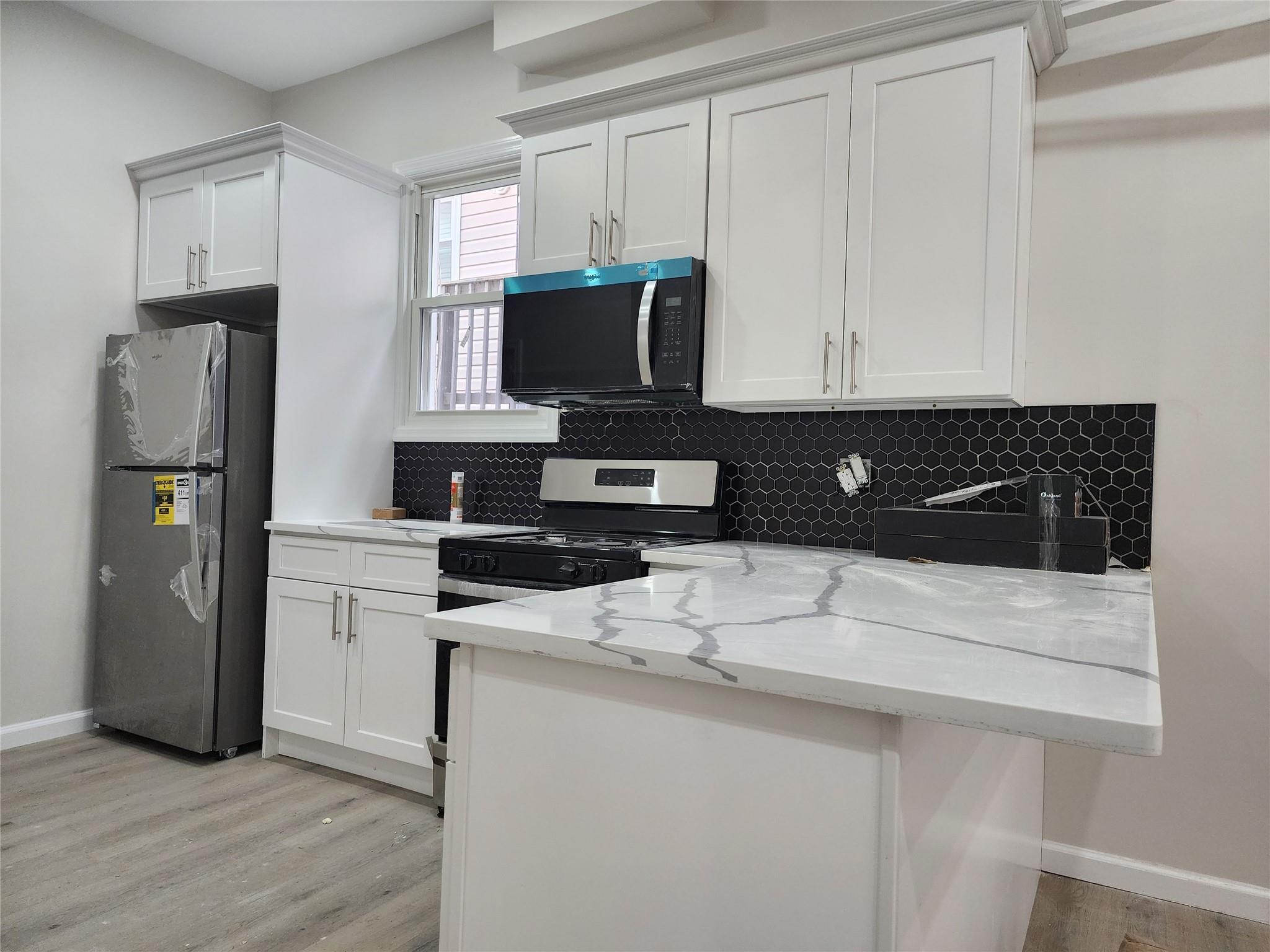 Single Family Wayne Street  Staten Island, NY 10310, MLS-850437-6