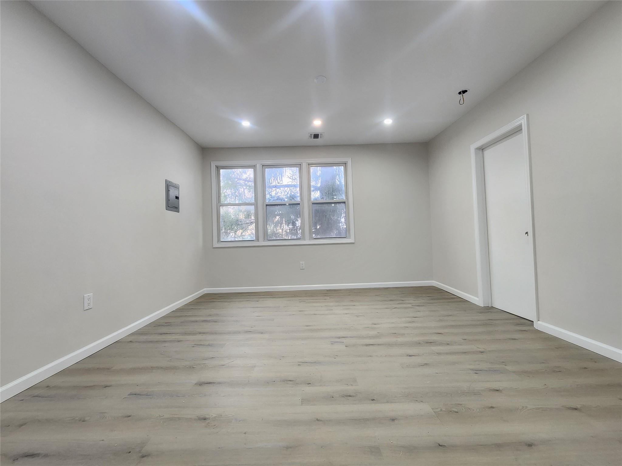 Single Family Wayne Street  Staten Island, NY 10310, MLS-850437-7