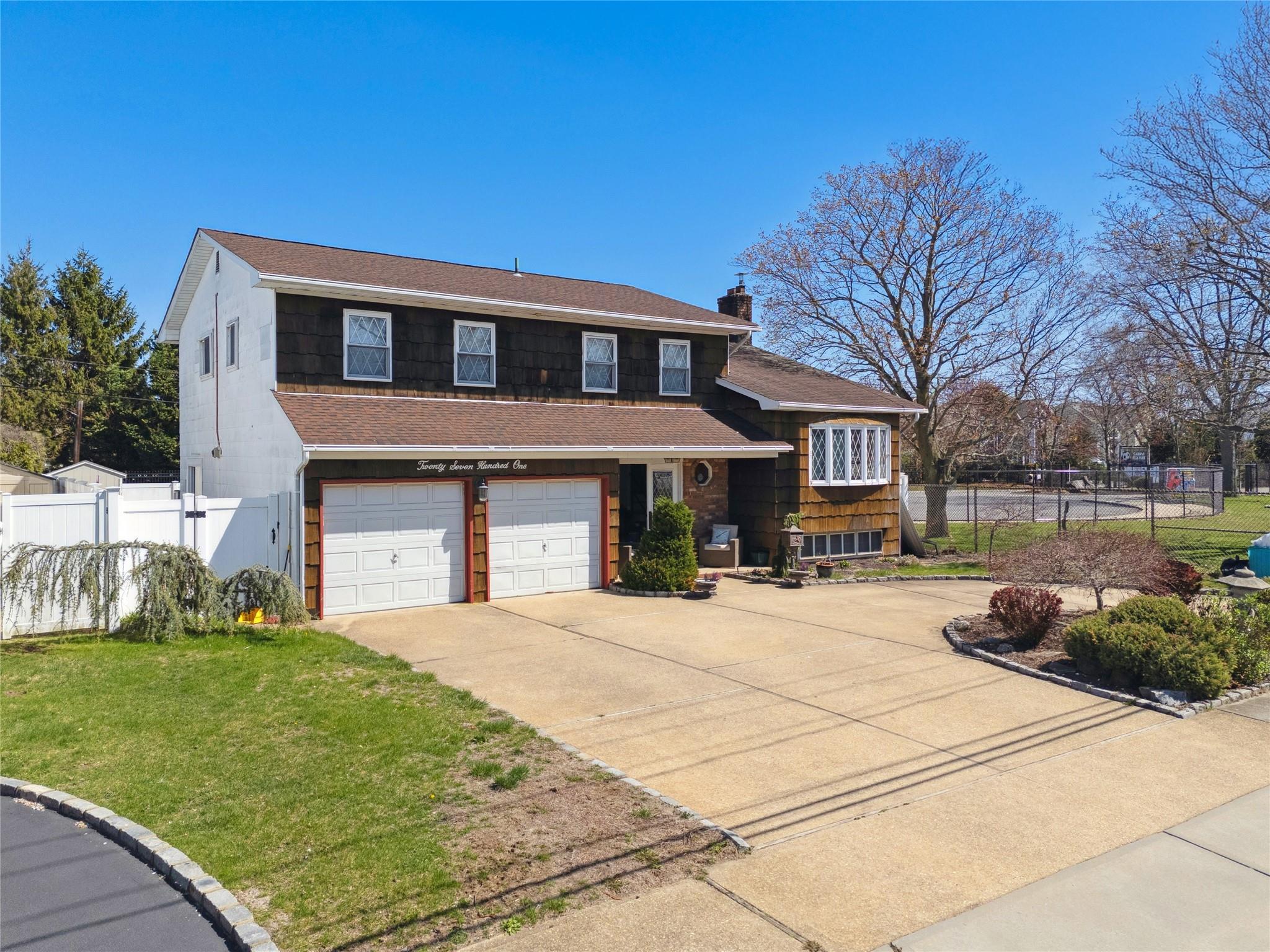 Single Family S Seamans Neck  Nassau County, NY 11783, MLS-850441-2