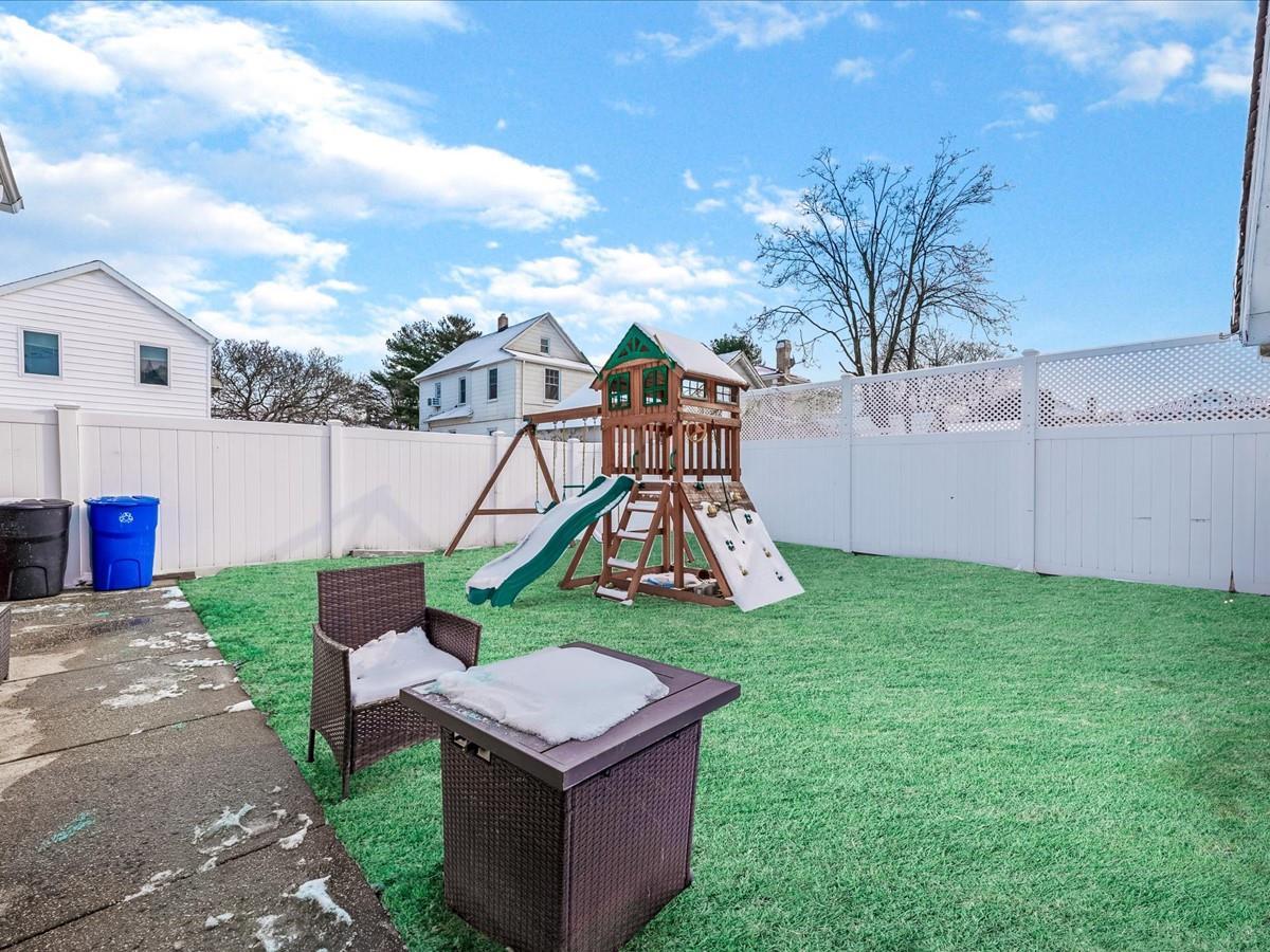 Single Family 38th  Queens, NY 11361, MLS-850450-23
