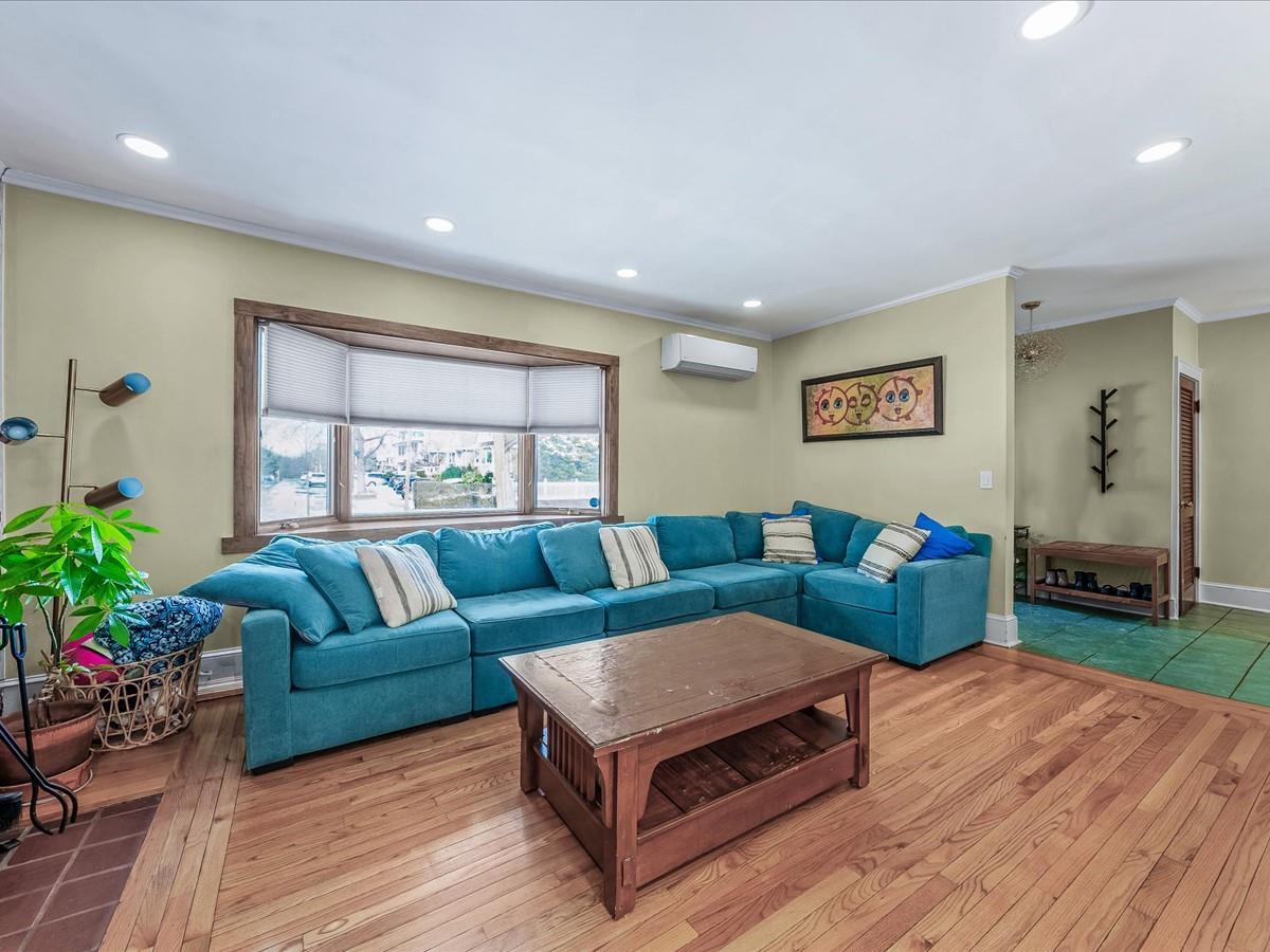 Single Family 38th  Queens, NY 11361, MLS-850450-3