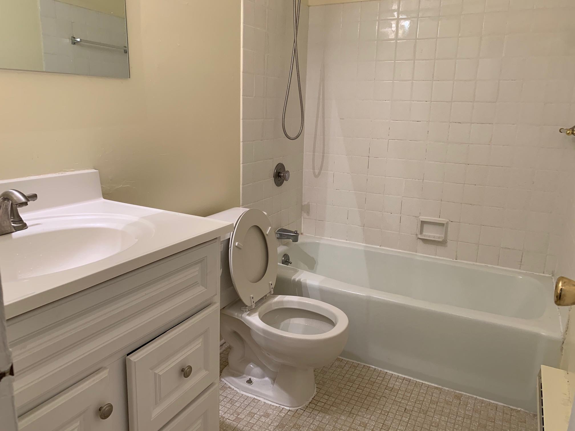 Apartment Union  Queens, NY 11358, MLS-850453-6